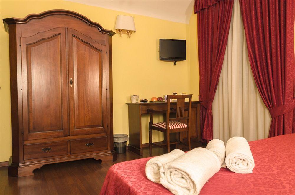 San Pietro Candia 25 Affittacamere 3*